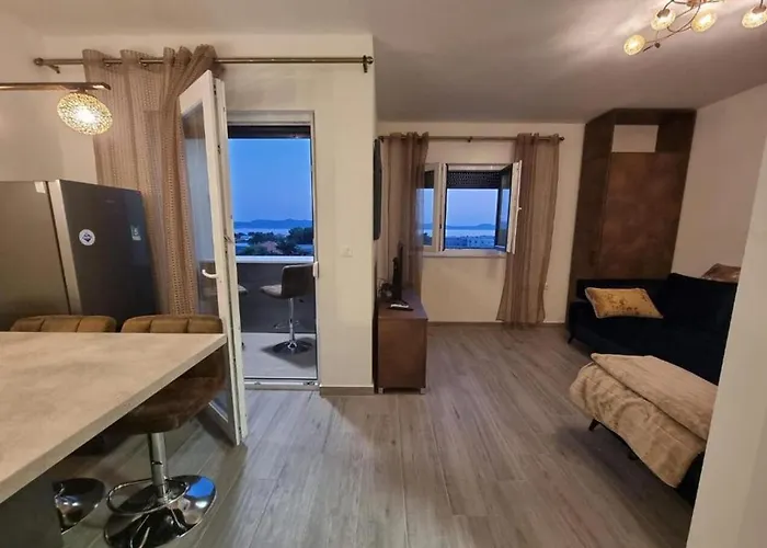 Isa Apartman *
