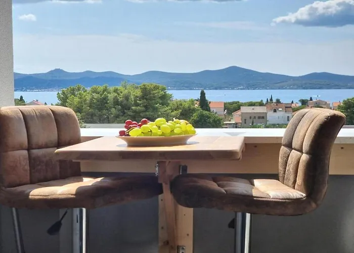 Isa * Zadar
